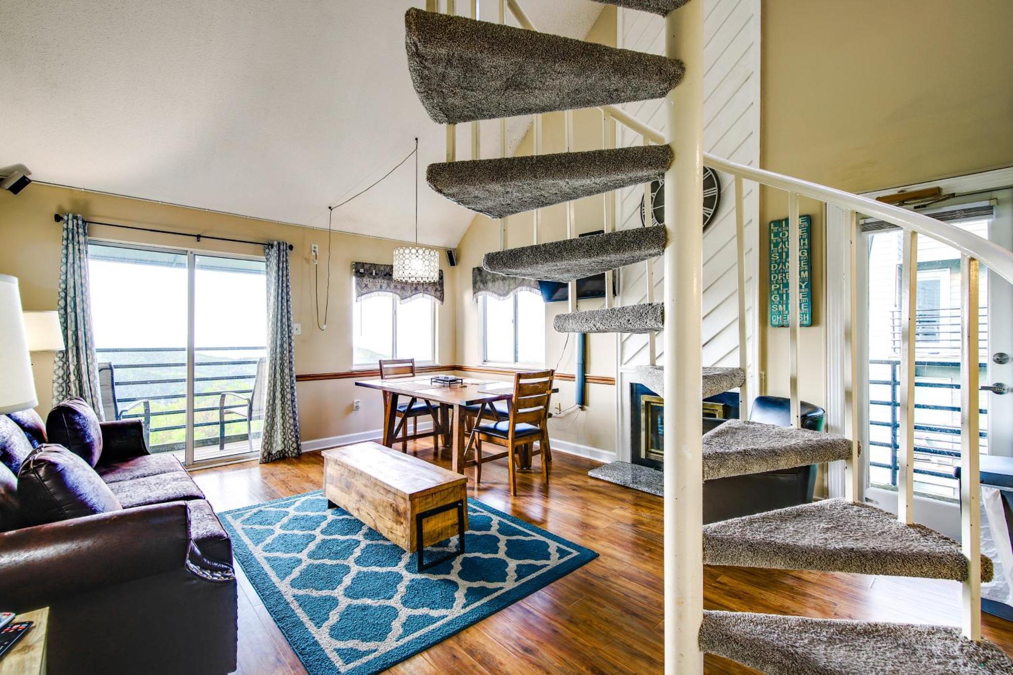 Gatlinburg Mountaintop Condo With Balcony And Views! ภายนอก รูปภาพ